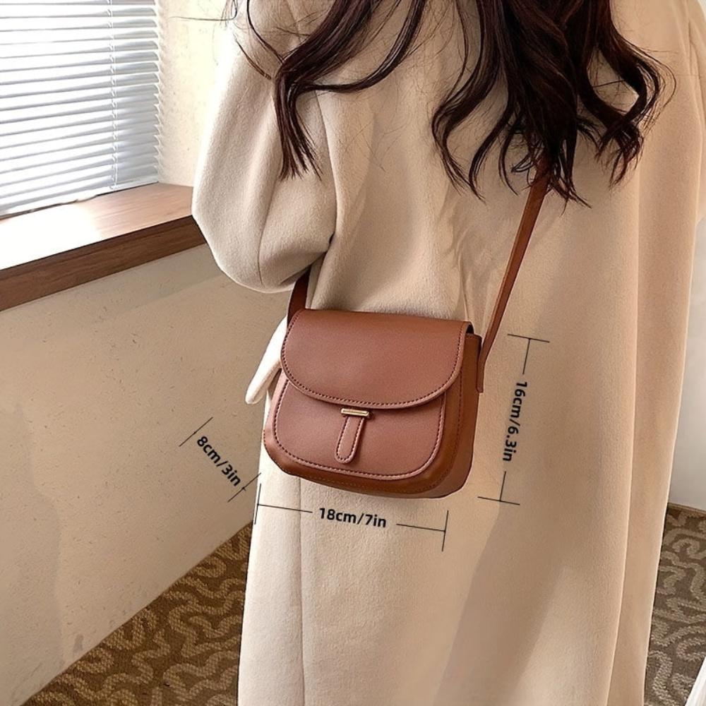 Aria™ Retro Grace | Elegant Saddle Crossbody Bag