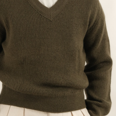 Men Fashion Solid Color V Neck Knit Sweater 48567171Y