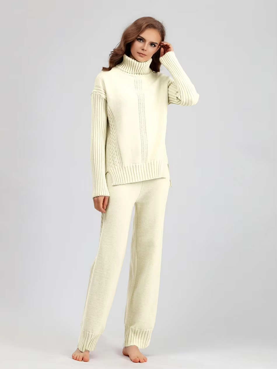 Scarlett™ - Stylish High-neck Pullover Knit Sweater with Loose Pants Set